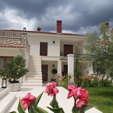 Haus Silvia Apartment Rovinj Exterior foto