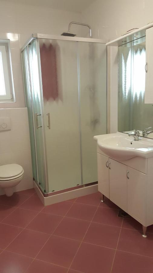 Haus Silvia Apartment Rovinj Exterior foto
