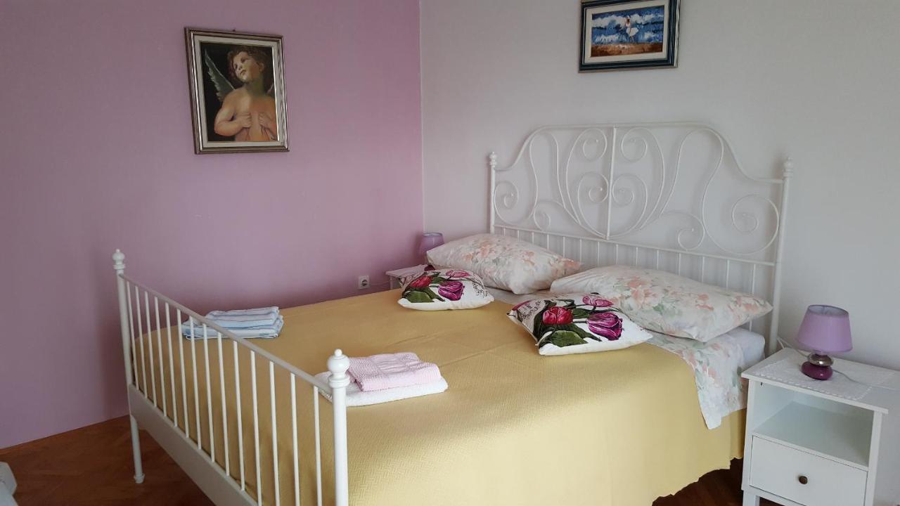 Haus Silvia Apartment Rovinj Exterior foto