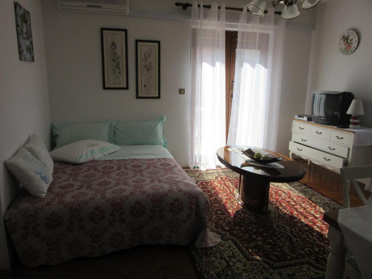 Haus Silvia Apartment Rovinj Exterior foto