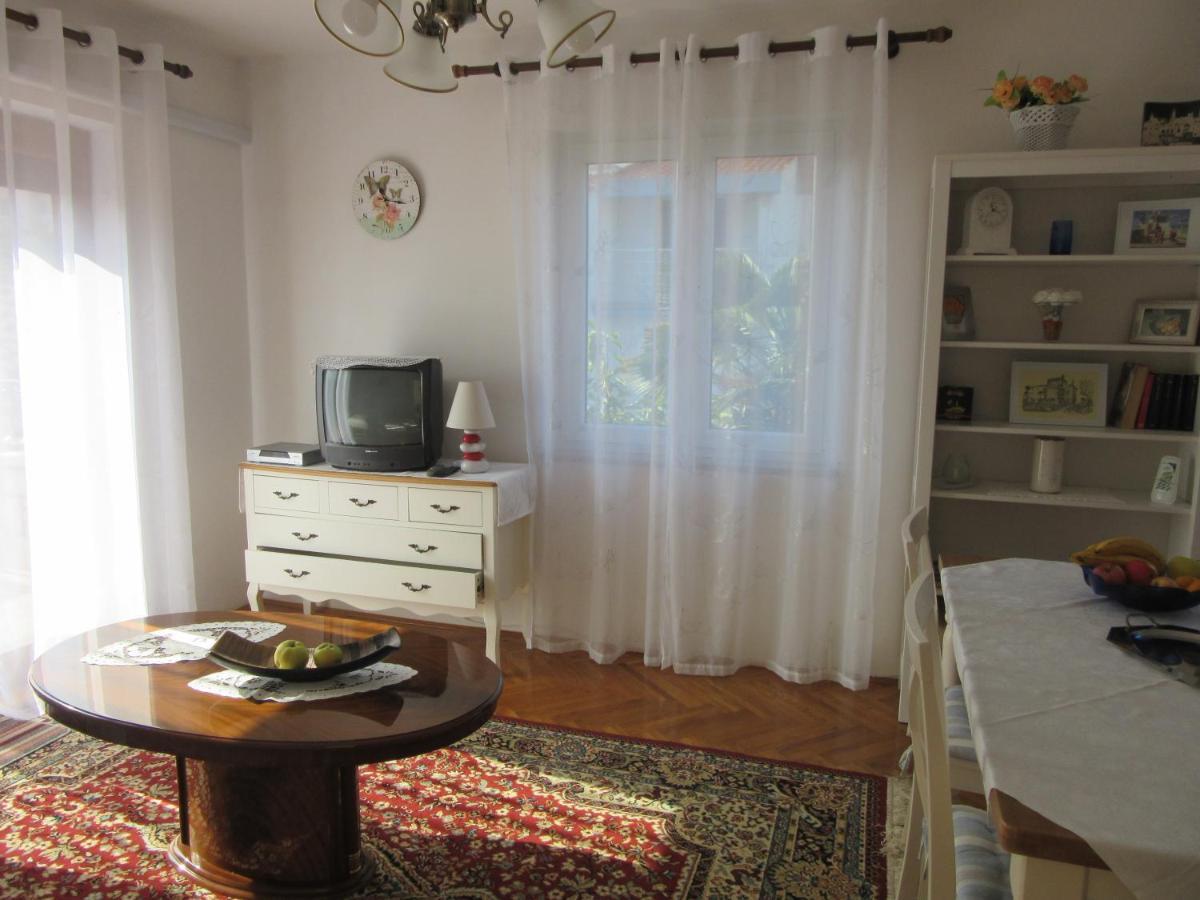 Haus Silvia Apartment Rovinj Exterior foto